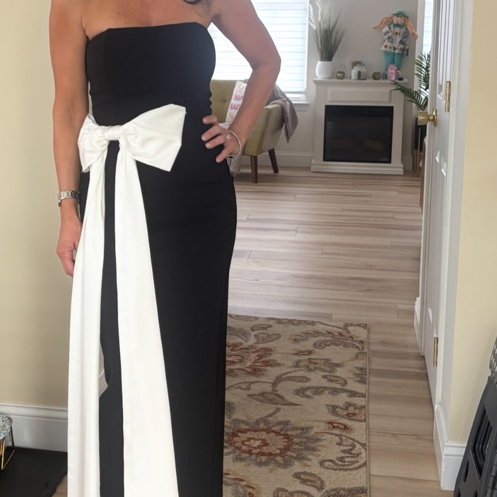 Lulu's Black Strapless Dress with White Bow